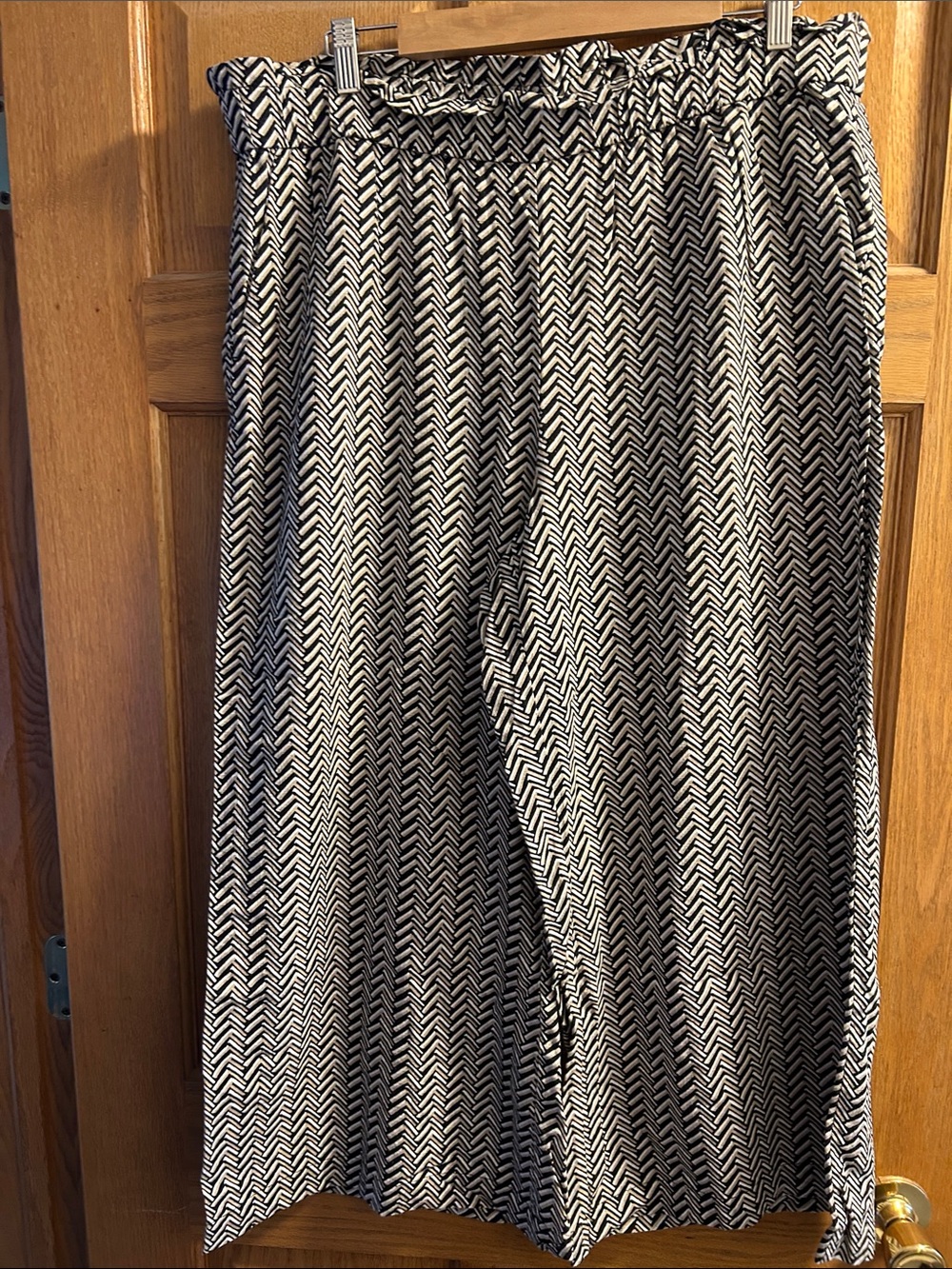 LOFT Black and White Chevron Pants